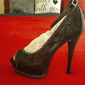 JustFab Black Lace Stiletto shoes unboxed
